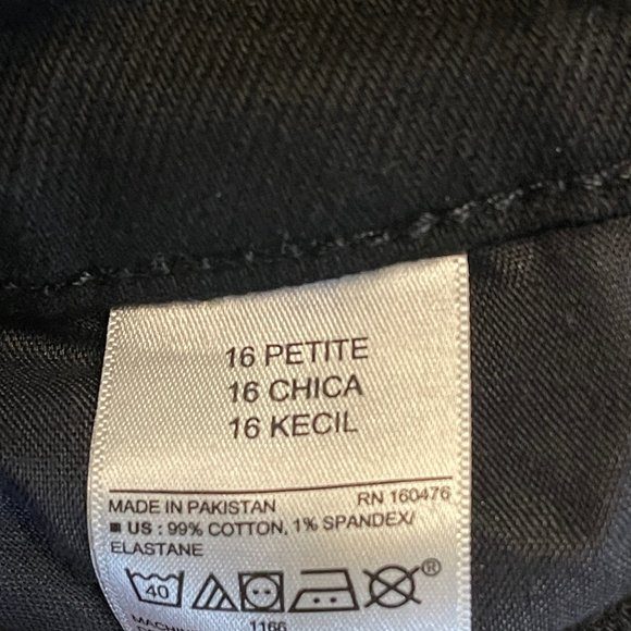 Womans Old Navy Jeans Black / 16 Petite - Picture 5 of 6